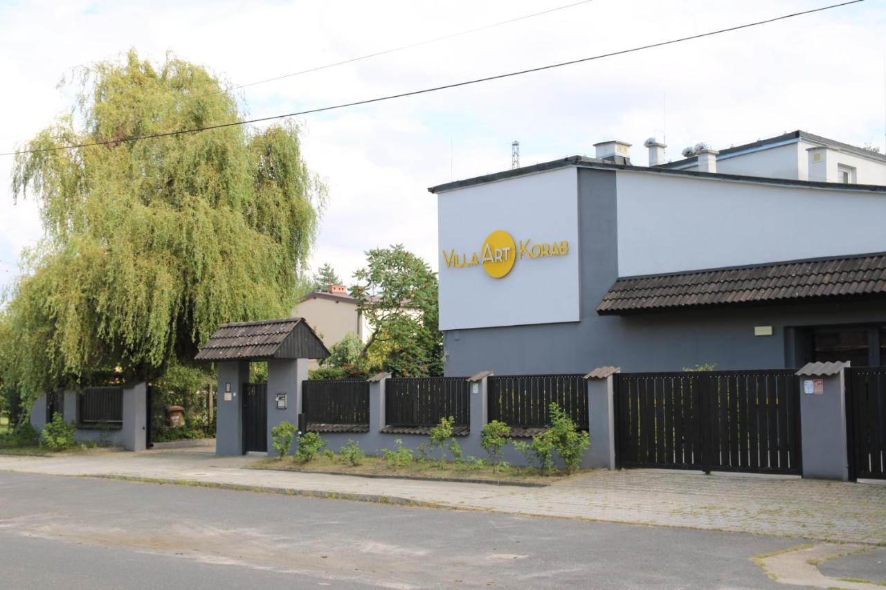 Villa Art Korab Gliwice Esterno foto